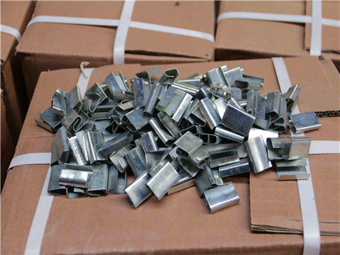 Packing buckle
